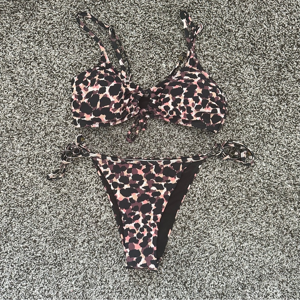 Pink cheetah print Fashion Nova bikini set